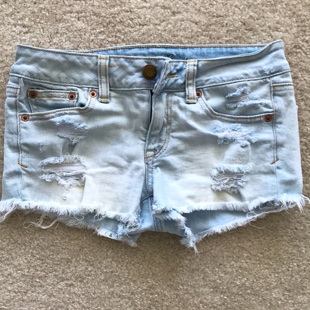 Low rise light Denim shorts